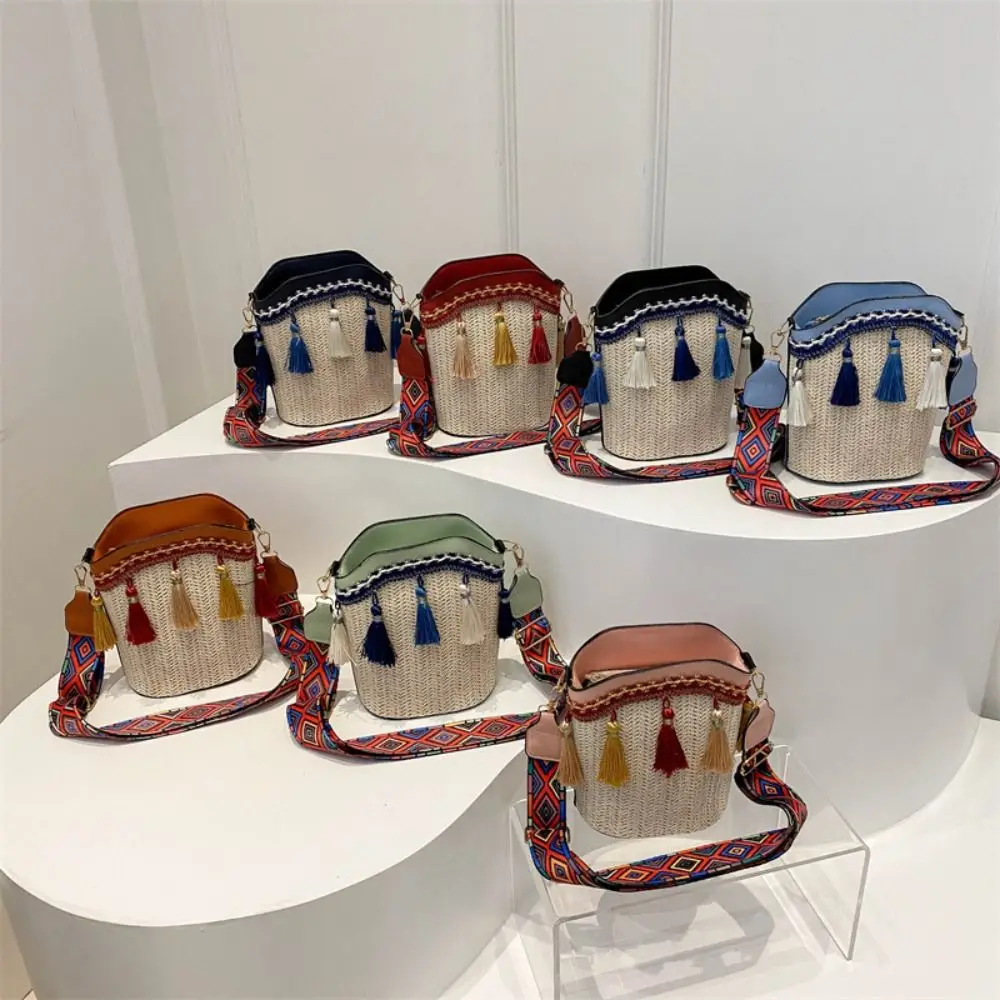 Large Capacity Weave Straw Bag Fringe Messenger Bag Tassel Shoulder Bag Handbag Geometric Ethnic Style Crossbody Bags Travel
Large Capacity Weave Straw Bag Fringe Messenger Bag Tassel Shoulder Bag Handbag Geometric Ethnic Style Crossbody Bags Travel