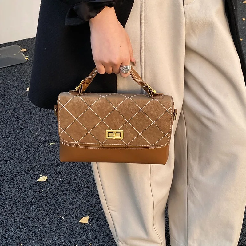 Retro frosted small square bag with high-end feel, light luxury and western-style women's crossbody bag, diamond grid splicing b
Retro frosted small square bag with high-end feel, light luxury and western-style women's crossbody bag, diamond grid splicing b