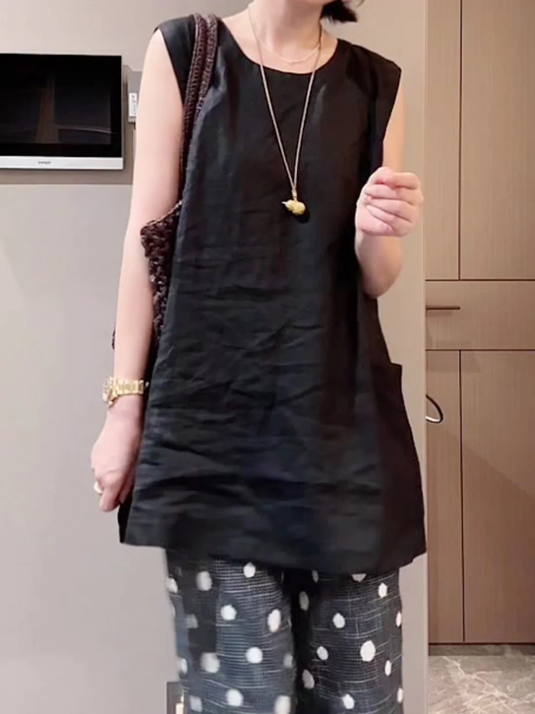 Круглый жилет Bla Svel Ne, женский модный универсальный утягивающий летний новый поступление, корейский жилет для поездок на работу, ветровая внутренняя одежда
Круглый жилет Bla Svel Ne, женский модный универсальный утягивающий летний новый поступление, корейский жилет для поездок на работу, ветровая внутренняя одежда