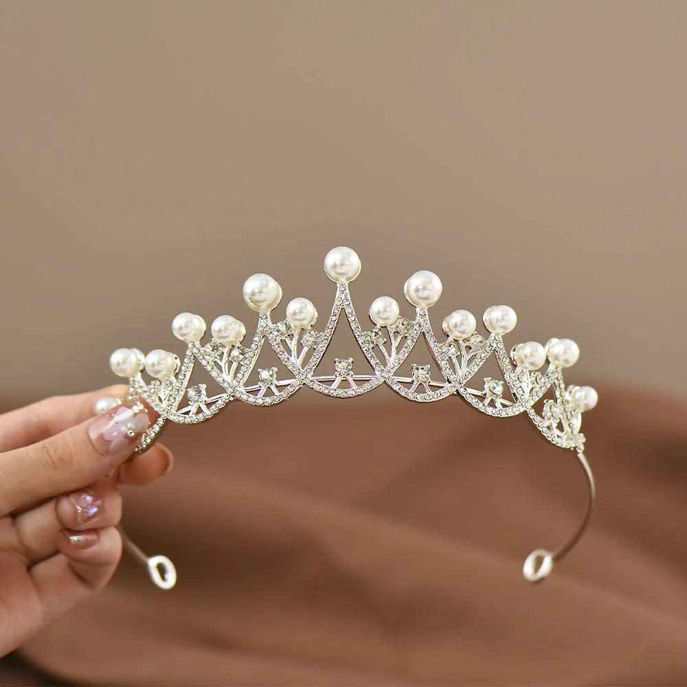 Children's Crown Pearl Rhinestone Crystal Bridal Tiara Temperament Headdress Princess Shape High-end Dress Accessories
Children's Crown Pearl Rhinestone Crystal Bridal Tiara Temperament Headdress Princess Shape High-end Dress Accessories