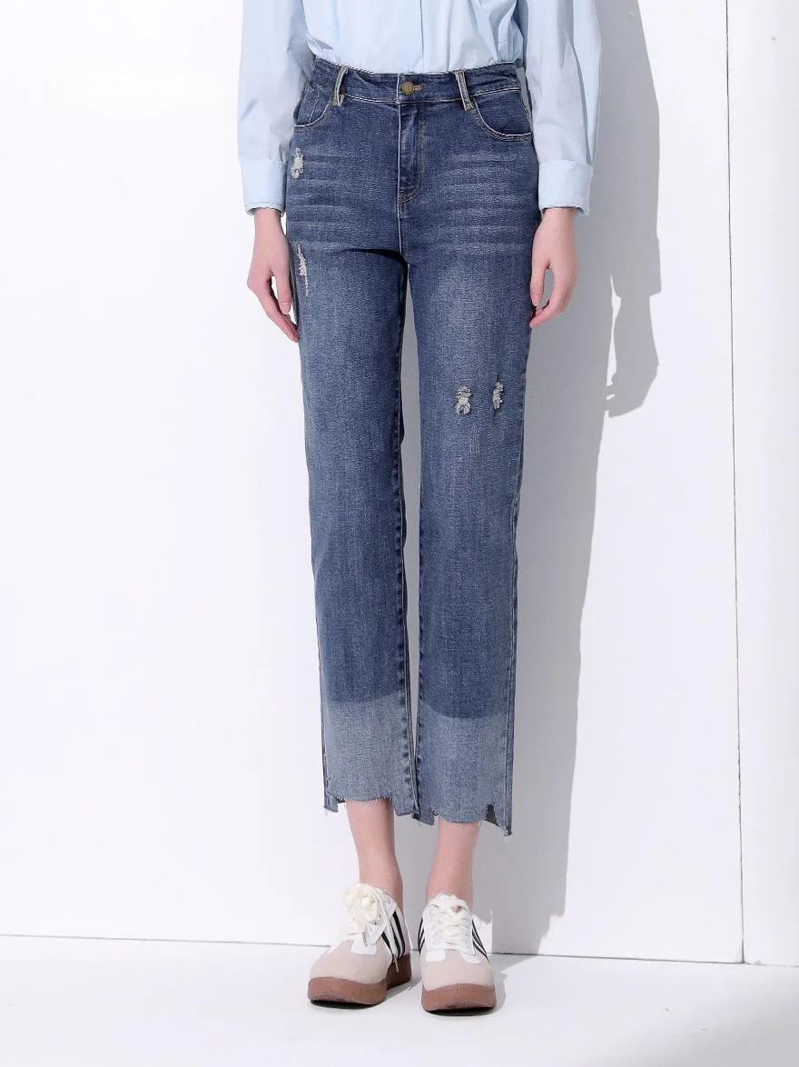 Женские повседневные джинсы Dailanzhi Весна 2025: прямые брюки из денима с высокой талией, хлопок, стрейч, функциональные, для умеренных температур
Женские повседневные джинсы Dailanzhi Весна 2025: прямые брюки из денима с высокой талией, хлопок, стрейч, функциональные, для умеренных температур