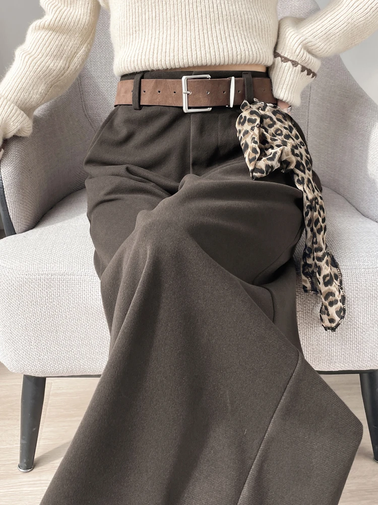 Retro Thickened Woolen Suit Pants for Women High Waist Drapey Loose Leopard Print Belted Autumn Winter Wide Leg Pants
Retro Thickened Woolen Suit Pants for Women High Waist Drapey Loose Leopard Print Belted Autumn Winter Wide Leg Pants