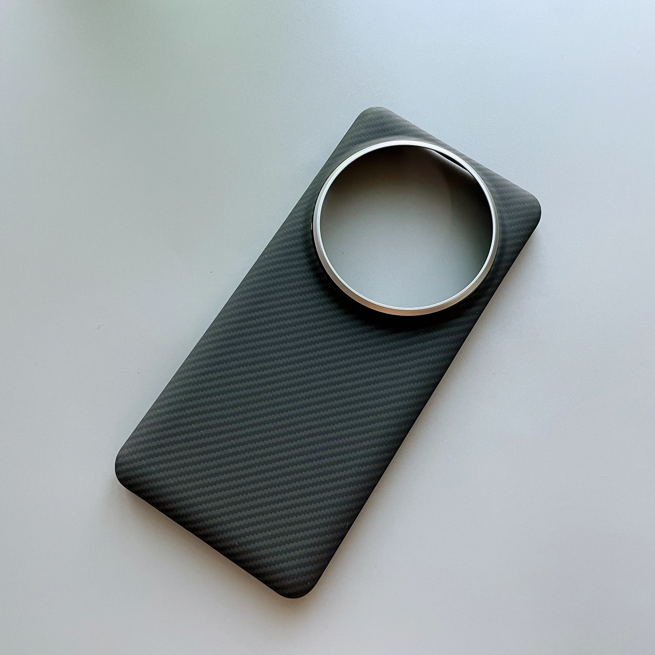 Deluxe 600D Carbon Fiber MagSafe Wireless Charging Phone Case for Xiaomi Mi 14 Ultra Kevlar Fiber 14 Ultra Thin Protective Case
Deluxe 600D Carbon Fiber MagSafe Wireless Charging Phone Case for Xiaomi Mi 14 Ultra Kevlar Fiber 14 Ultra Thin Protective Case