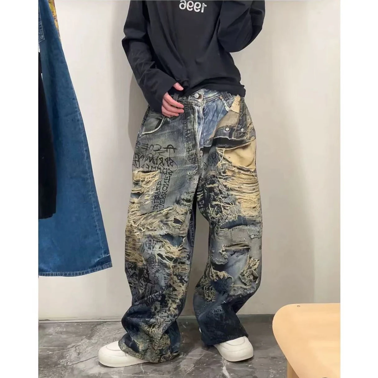 Digital 3D Printing fiti Illusion Loose Fit Men's Jeans Casual Straight Leg Long Pants Trendy Autumn Wear for Youth
Digital 3D Printing fiti Illusion Loose Fit Men's Jeans Casual Straight Leg Long Pants Trendy Autumn Wear for Youth