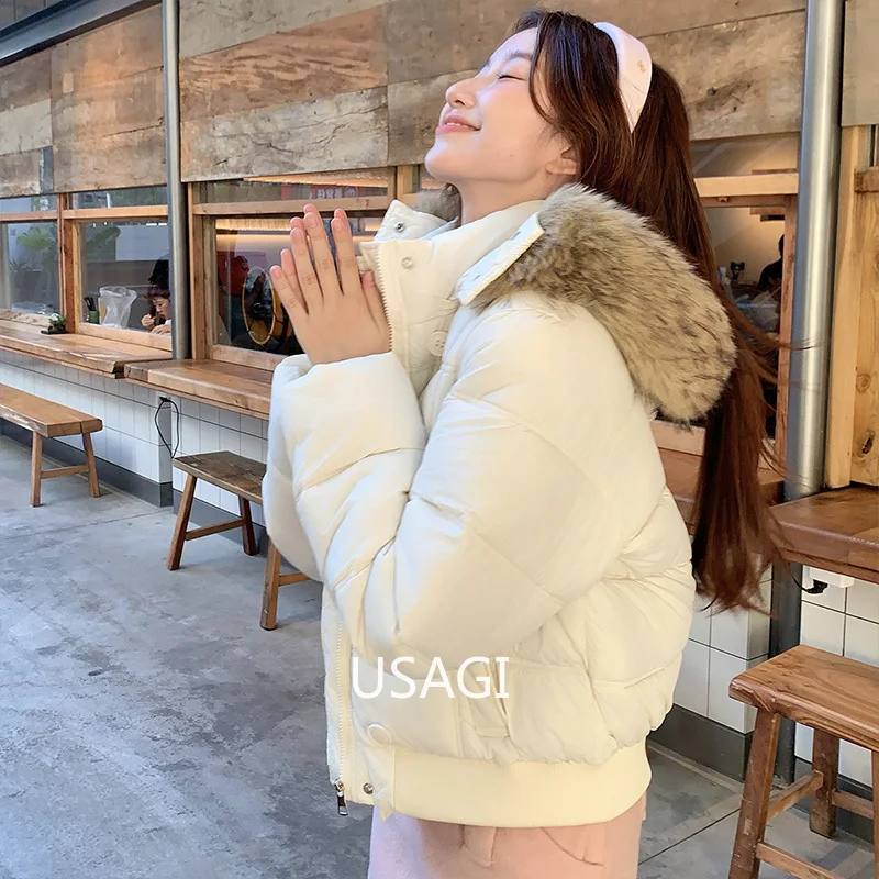 Fur Hooded Jacket Women Autumn Winter Outerwear Thick Dowon Cotton Padded Slim Short Parkas Female Cropped Puffer Bubble Coat
Fur Hooded Jacket Women Autumn Winter Outerwear Thick Dowon Cotton Padded Slim Short Parkas Female Cropped Puffer Bubble Coat