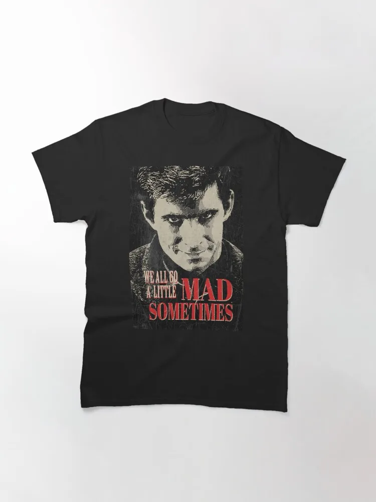 Классическая футболка We All Go A Little Mad Sometimes, уличная одежда из 100% хлопка, новые модные футболки высокого качества
Классическая футболка We All Go A Little Mad Sometimes, уличная одежда из 100% хлопка, новые модные футболки высокого качества