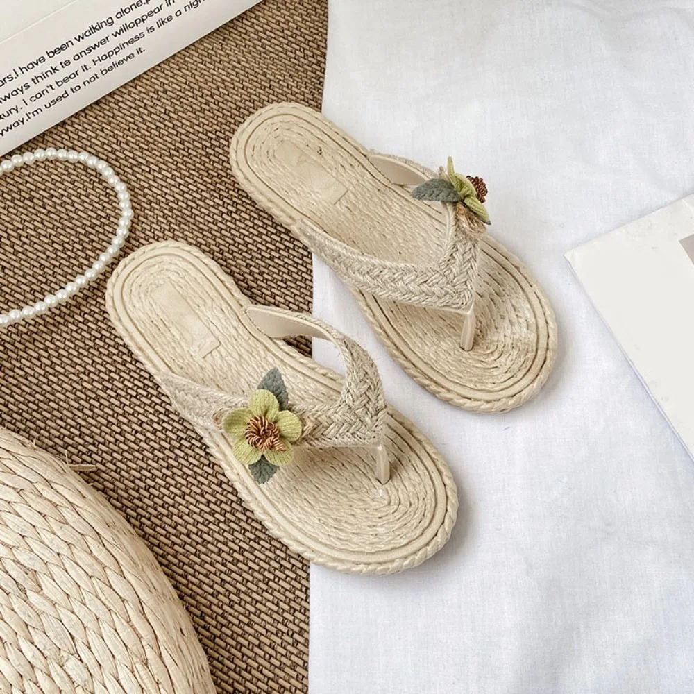 Shoes Holiday Flower Flip Flops Sweet Straw Weaving Seaside Sandals Bohemia Non-Slip Vacation Beach Slippers Outdoor
Shoes Holiday Flower Flip Flops Sweet Straw Weaving Seaside Sandals Bohemia Non-Slip Vacation Beach Slippers Outdoor