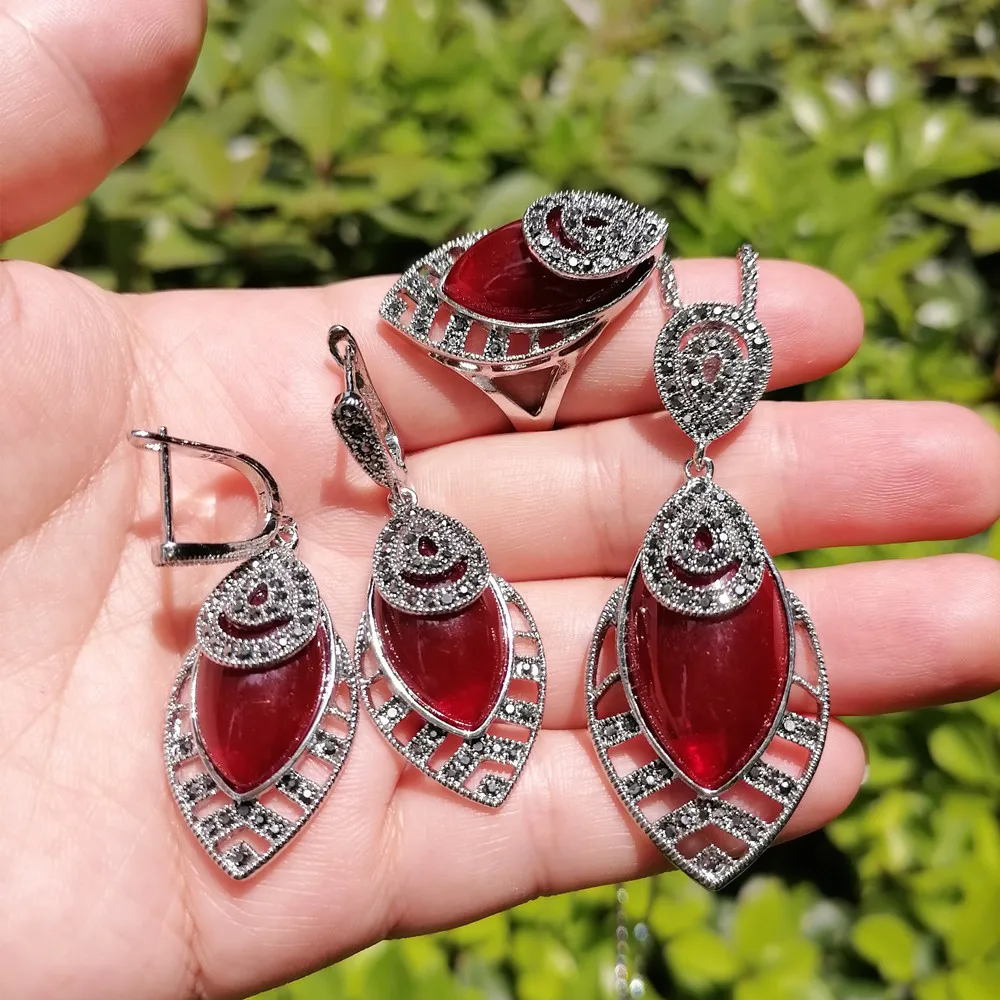 Ajojewel Rhinestone Horse Eye Stones Luxury Women's Jewelry Set Of Earrings And Necklaces And Ring Vintage Gift Items
Ajojewel Rhinestone Horse Eye Stones Luxury Women's Jewelry Set Of Earrings And Necklaces And Ring Vintage Gift Items