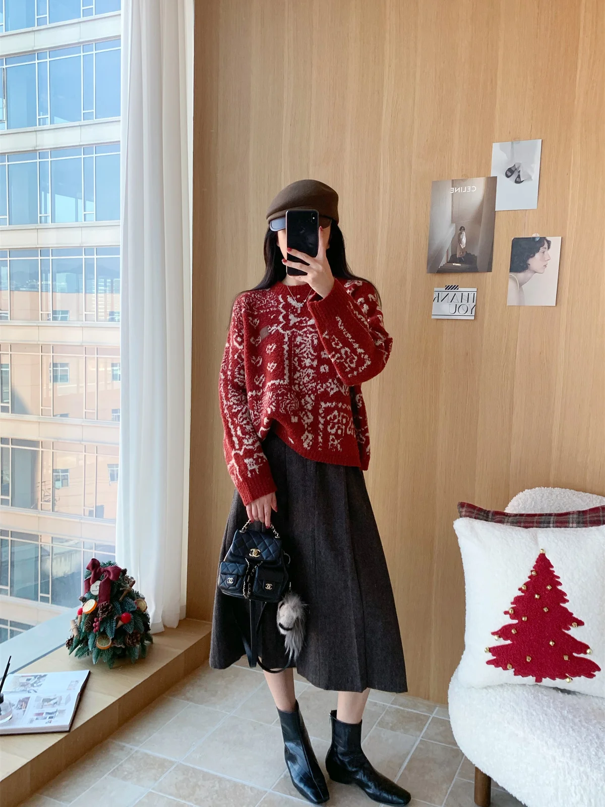 Romantic Childhood Fair Isle Pattern Red Brown Color Matching Vintage Contrast Color Knitted Sweater Dazzle Women's Faion
Romantic Childhood Fair Isle Pattern Red Brown Color Matching Vintage Contrast Color Knitted Sweater Dazzle Women's Faion