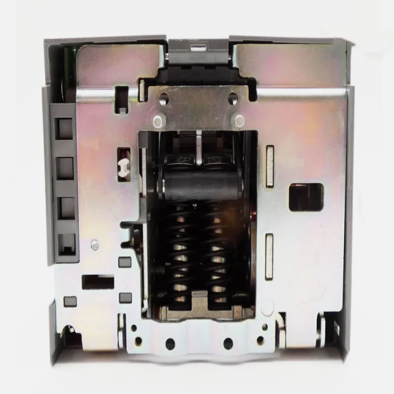 Brand New Original Circuit Breaker 1SDA100401R1 DA100401R1 XT5D 400 4p FF 1SDA104883R1 1SDA068136R1 1SDA066465R1
Brand New Original Circuit Breaker 1SDA100401R1 DA100401R1 XT5D 400 4p FF 1SDA104883R1 1SDA068136R1 1SDA066465R1