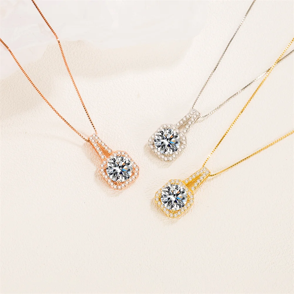 European-American Luxury Necklace, Sterling Silver S925, Square 2-Carat Moissanite 18K Gold Pendant Jewelry
European-American Luxury Necklace, Sterling Silver S925, Square 2-Carat Moissanite 18K Gold Pendant Jewelry
