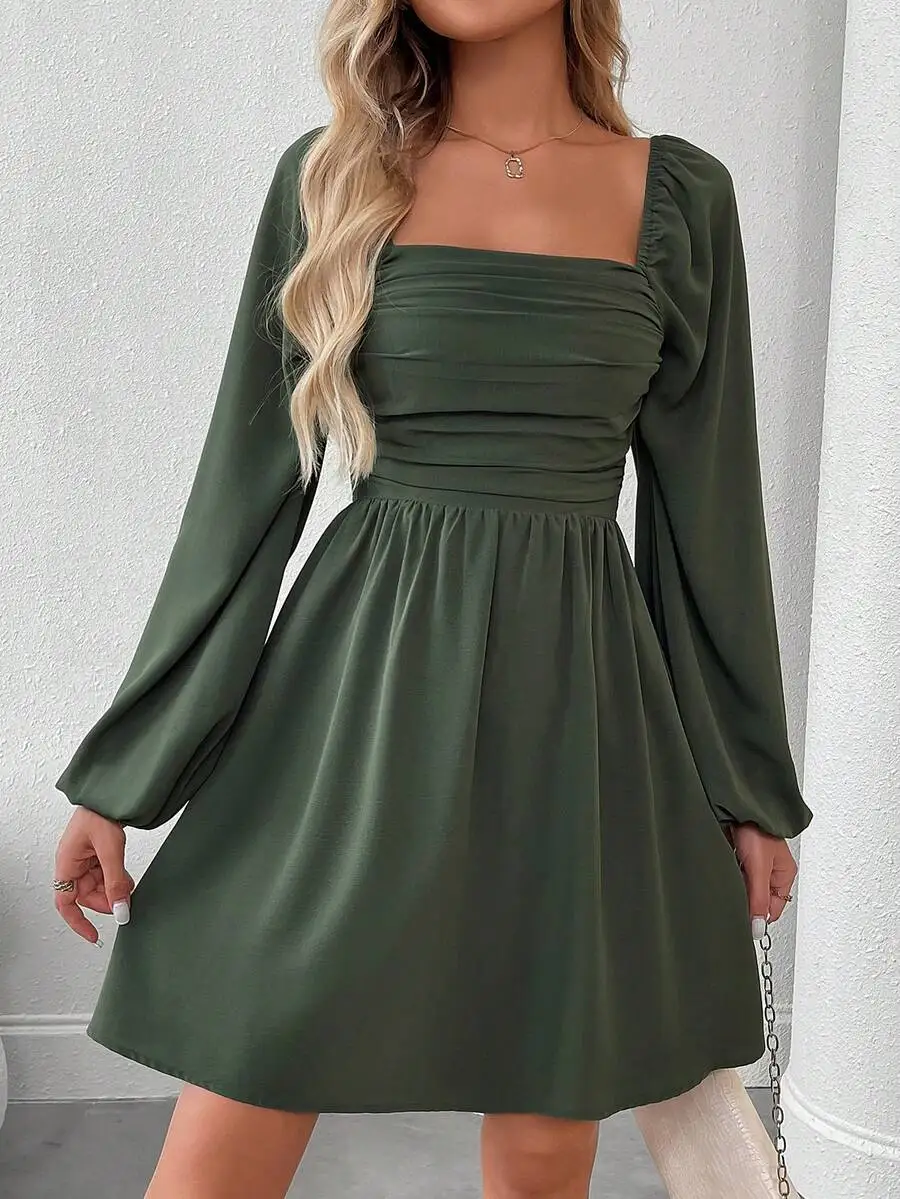 Женское однотонное плиссированное мини-элегантное платье с квадратным вырезом и рукавами-фонариками, осенний женский наряд бордового цвета, осенняя ткань
Женское однотонное плиссированное мини-элегантное платье с квадратным вырезом и рукавами-фонариками, осенний женский наряд бордового цвета, осенняя ткань