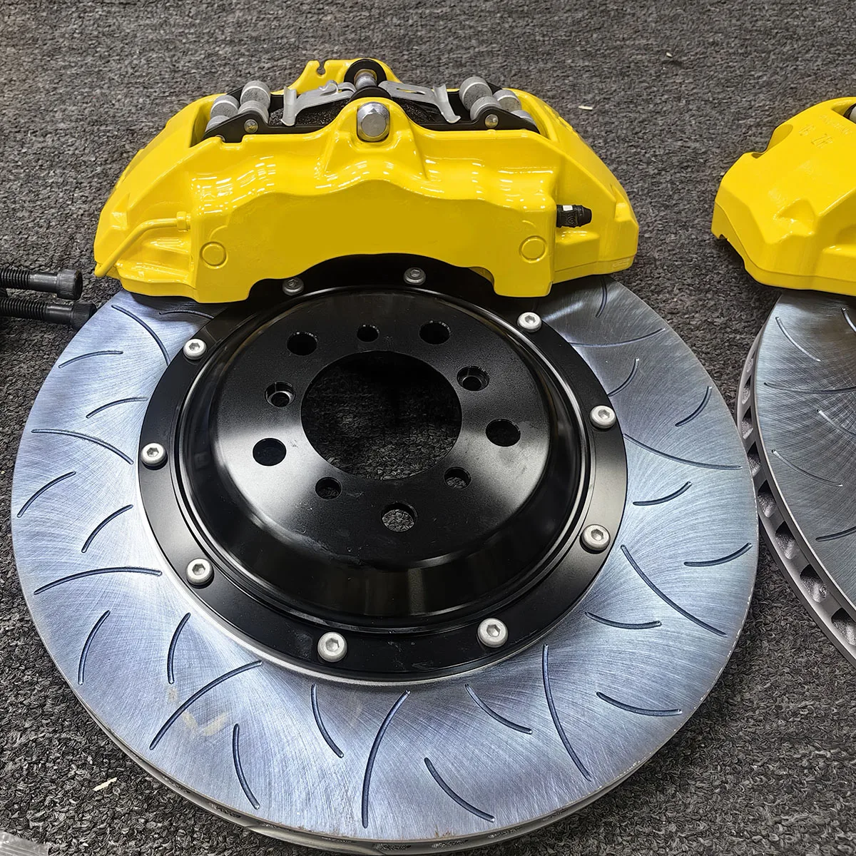 Front/Rear 6-Piston Adjustment Brake Caliper Kit for G30 540i G22 G23 E46 M3 E90 R18/R19 Disc Upgrade
Front/Rear 6-Piston Adjustment Brake Caliper Kit for G30 540i G22 G23 E46 M3 E90 R18/R19 Disc Upgrade