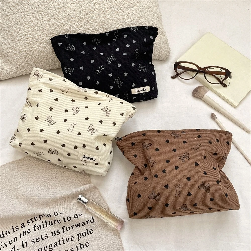 New Leopard Print Travel Cosmetic Lipstick Portable Storage Bag Women Makeup Handbags Cosmetic Organizer Pouch Clutch Hand Bags
New Leopard Print Travel Cosmetic Lipstick Portable Storage Bag Women Makeup Handbags Cosmetic Organizer Pouch Clutch Hand Bags