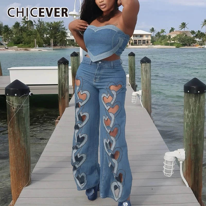 CHICEVER Retro Hot Girl Two Piece for Women Strapless Sleeveless Patchwork Denim Vest Irregular Hollow Pant Summer Suit Female
CHICEVER Retro Hot Girl Two Piece for Women Strapless Sleeveless Patchwork Denim Vest Irregular Hollow Pant Summer Suit Female