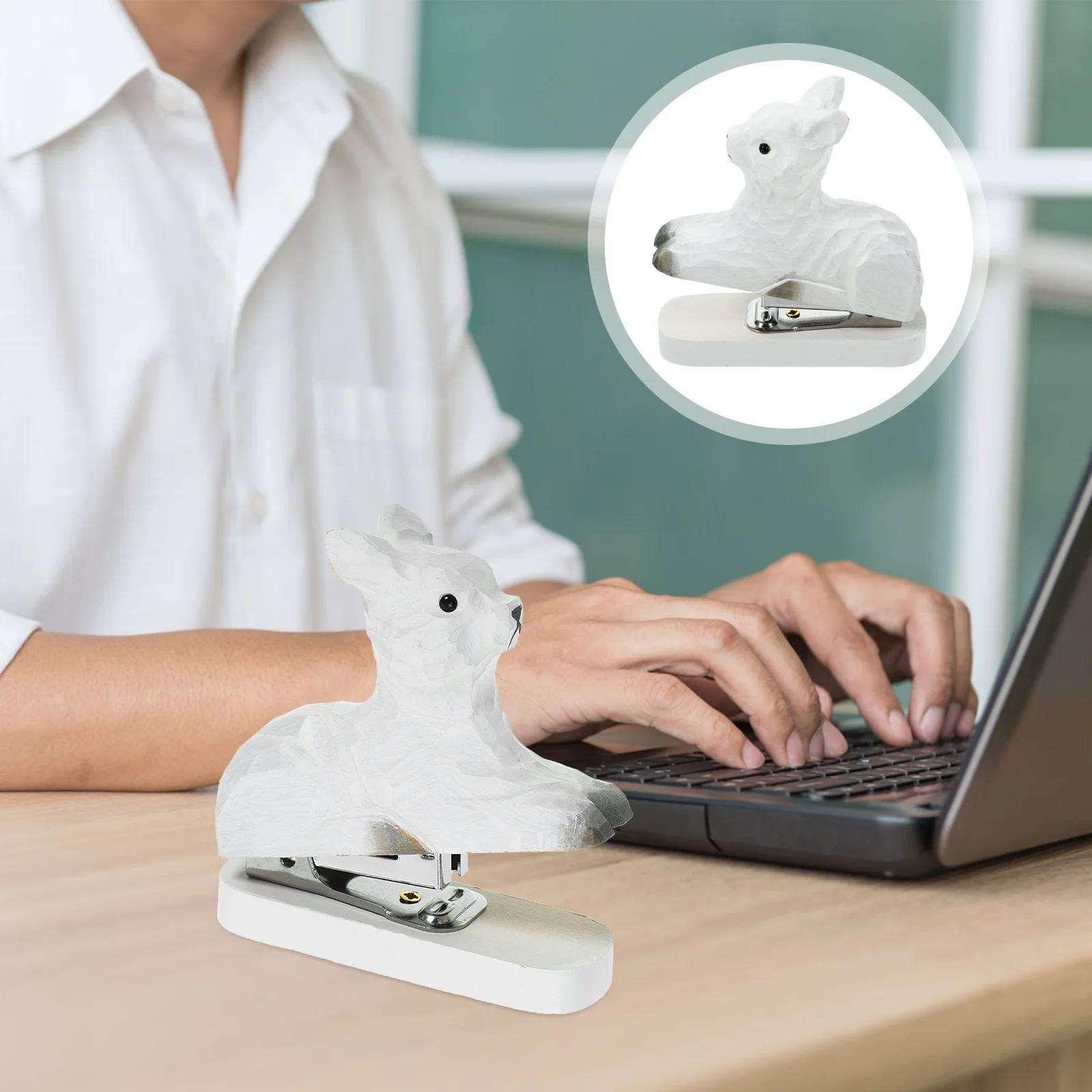 Animal Shape Wooden Stapler Metal Desktop Decor Office Home School Supplies Multifunctional Desk Accessory 
Animal Shape Wooden Stapler Metal Desktop Decor Office Home School Supplies Multifunctional Desk Accessory