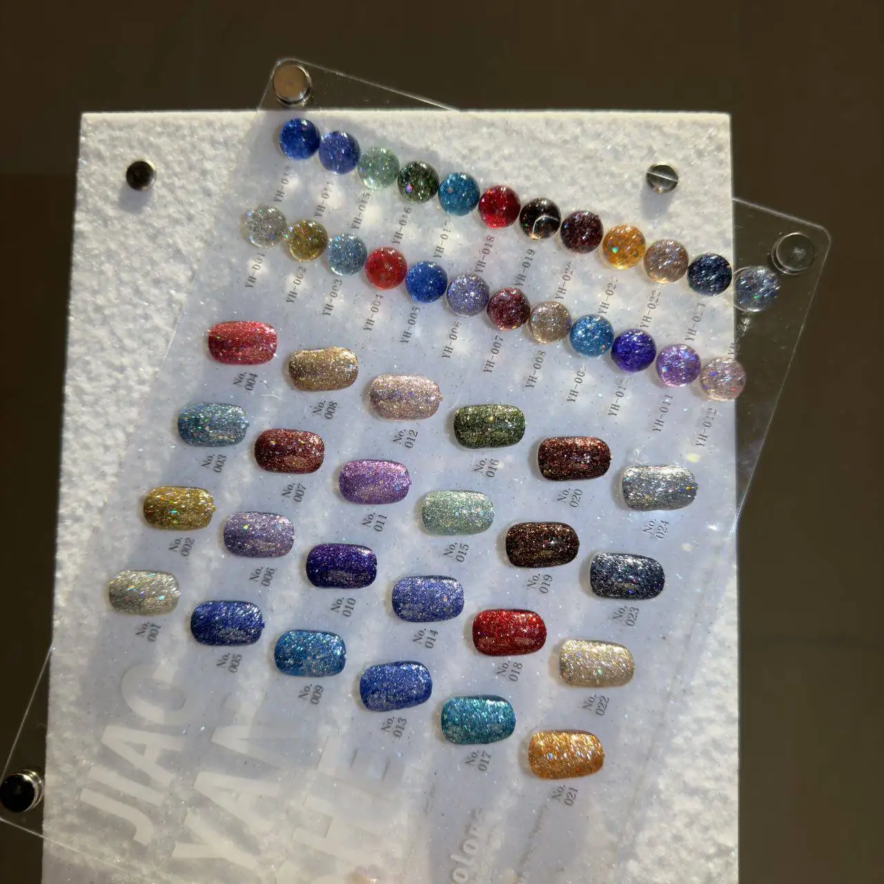 JIAOYANSHE 24 Colors Broken Diamond Design UV Gel Nail Set Eco-Friendly Non-Toxic Bottle for Professional Nail Salon ODM/OEM
JIAOYANSHE 24 Colors Broken Diamond Design UV Gel Nail Set Eco-Friendly Non-Toxic Bottle for Professional Nail Salon ODM/OEM
