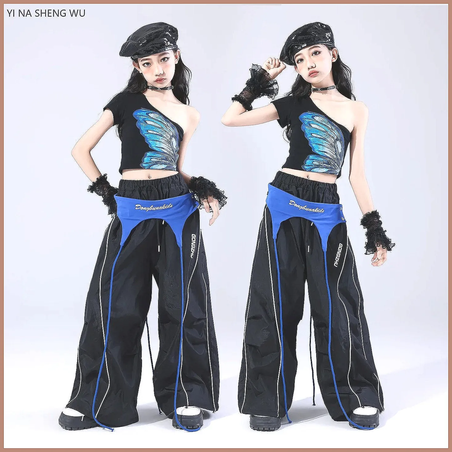 Костюм для девочек-подростков в стиле хип-хоп: укороченный топ на одно плечо с принтом бабочки, брюки, юбки, шорты, уличная одежда, костюмы для девчонок, одежда в стиле K-pop.
Костюм для девочек-подростков в стиле хип-хоп: укороченный топ на одно плечо с принтом бабочки, брюки, юбки, шорты, уличная одежда, костюмы для девчонок, одежда в стиле K-pop.
