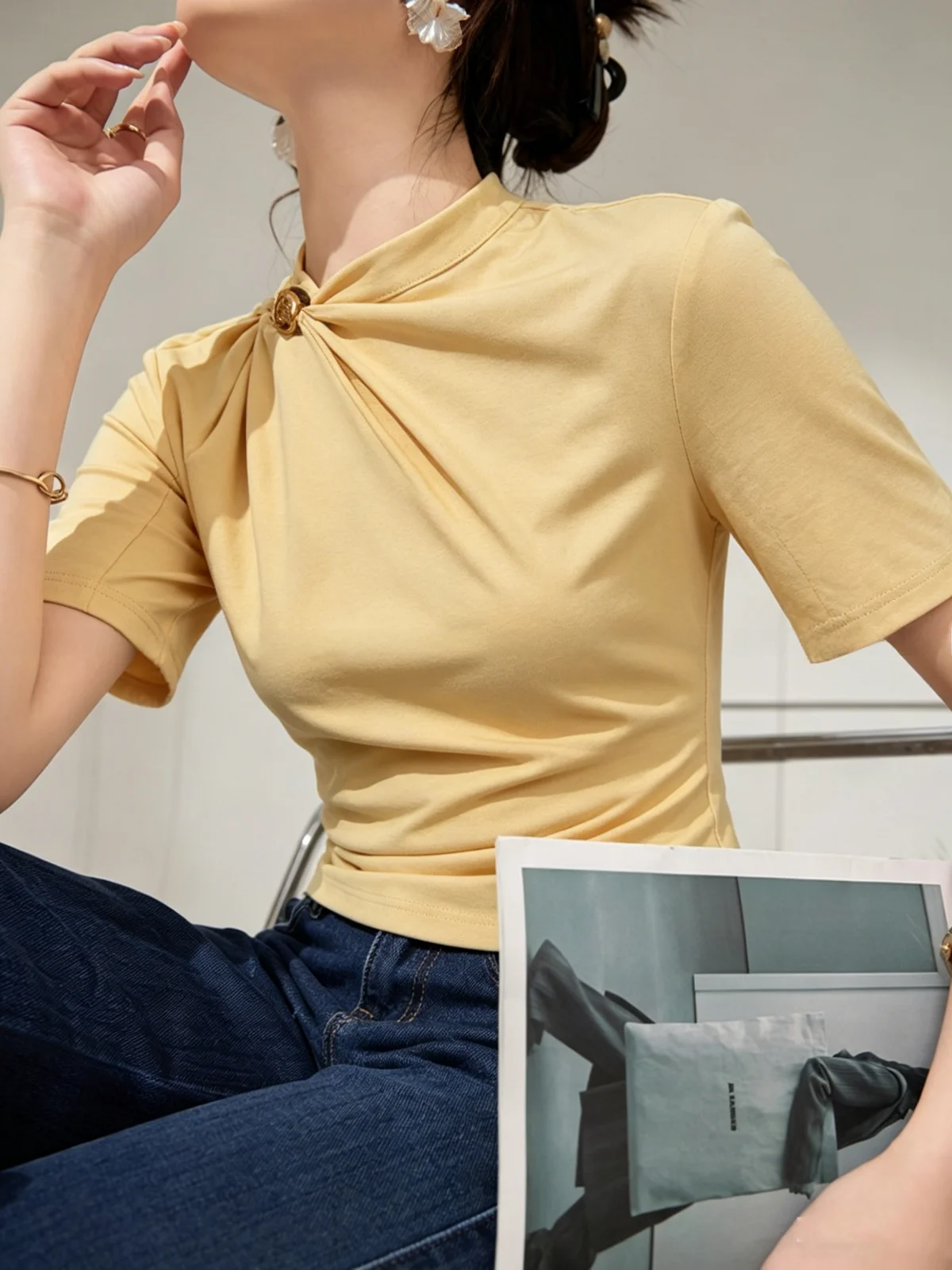 Lulu Design Short Sleeve Women's Top Fashionable Stylish Slimming Versatile Spring Summer Casual Wear for Pear Shaped Women
Lulu Design Short Sleeve Women's Top Fashionable Stylish Slimming Versatile Spring Summer Casual Wear for Pear Shaped Women