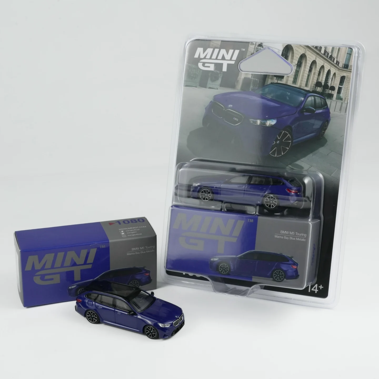 MINIGT 1:64 BMW M5 Touring (G99) Marina Bay Blue MetallicMGT01080-CH Игрушки из сплава Моторный автомобиль Литая под давлением металлическая модель для детей
MINIGT 1:64 BMW M5 Touring (G99) Marina Bay Blue MetallicMGT01080-CH Игрушки из сплава Моторный автомобиль Литая под давлением металлическая модель для детей