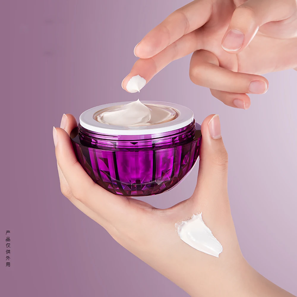 Lady Cream Oil Control Moisturizing Brightening Whitening Skincare Korean Face Cream Revitalizing Skin Fades melanin spots
Lady Cream Oil Control Moisturizing Brightening Whitening Skincare Korean Face Cream Revitalizing Skin Fades melanin spots