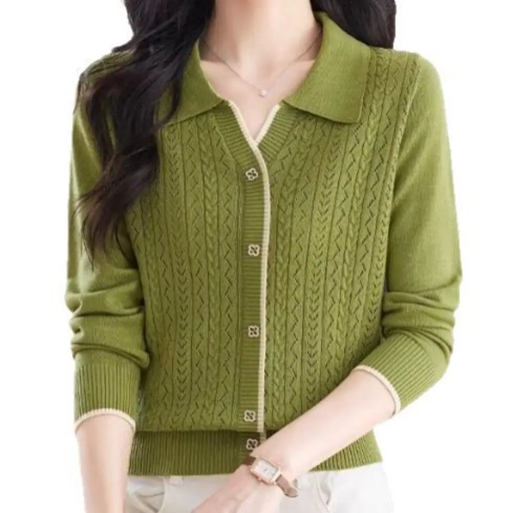 Women's V-Neck Knitted Sweater Xiaoxiang Style Imitation Wool Western Base Shirt Elegant Inner Top for Spring And Autumn
Women's V-Neck Knitted Sweater Xiaoxiang Style Imitation Wool Western Base Shirt Elegant Inner Top for Spring And Autumn