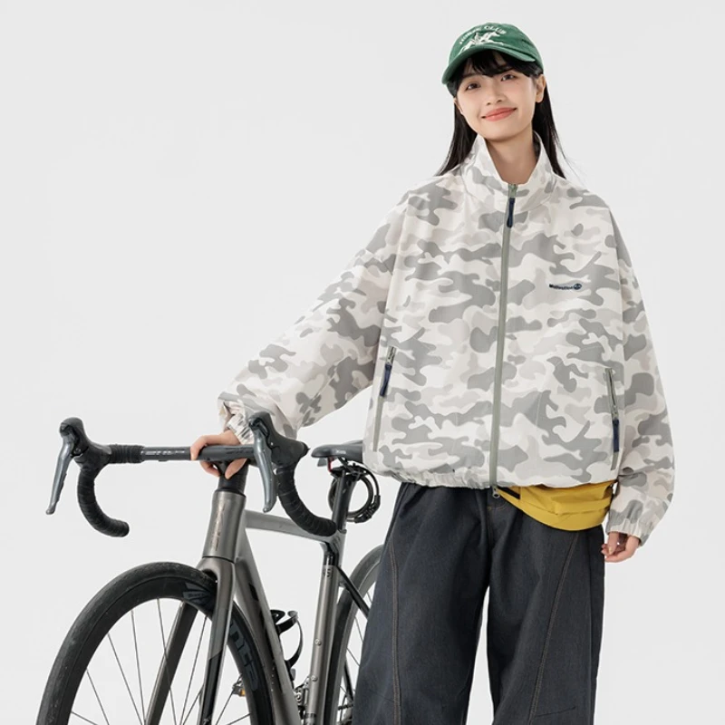 Women's Bomber Jacket Camouflage Lapel Stand Collar Zipper Coat Women High Street Cropped Racing Jackets Sports Coats Outerwears
Women's Bomber Jacket Camouflage Lapel Stand Collar Zipper Coat Women High Street Cropped Racing Jackets Sports Coats Outerwears
