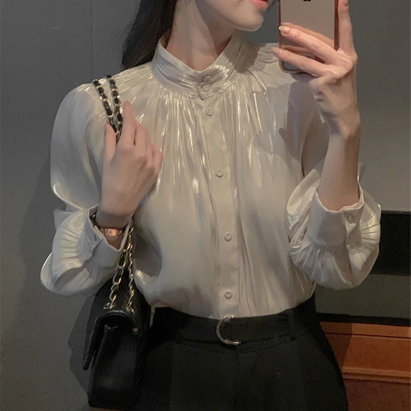 Chic Spring Loose Fit Long Sve irt Women's High Collar Glossy Texture Single Button Versatile Faion Korean Sle Offic...
Chic Spring Loose Fit Long Sve irt Women's High Collar Glossy Texture Single Button Versatile Faion Korean Sle Offic...