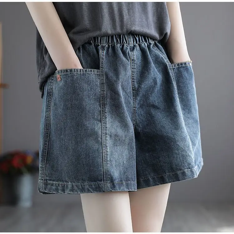 Summer Loose Fit Women's Denim Shorts Elastic Waist Thin Cotton Wide Leg Shorts Fashionable Age-Defying Versatile Casual Shorts
Summer Loose Fit Women's Denim Shorts Elastic Waist Thin Cotton Wide Leg Shorts Fashionable Age-Defying Versatile Casual Shorts
