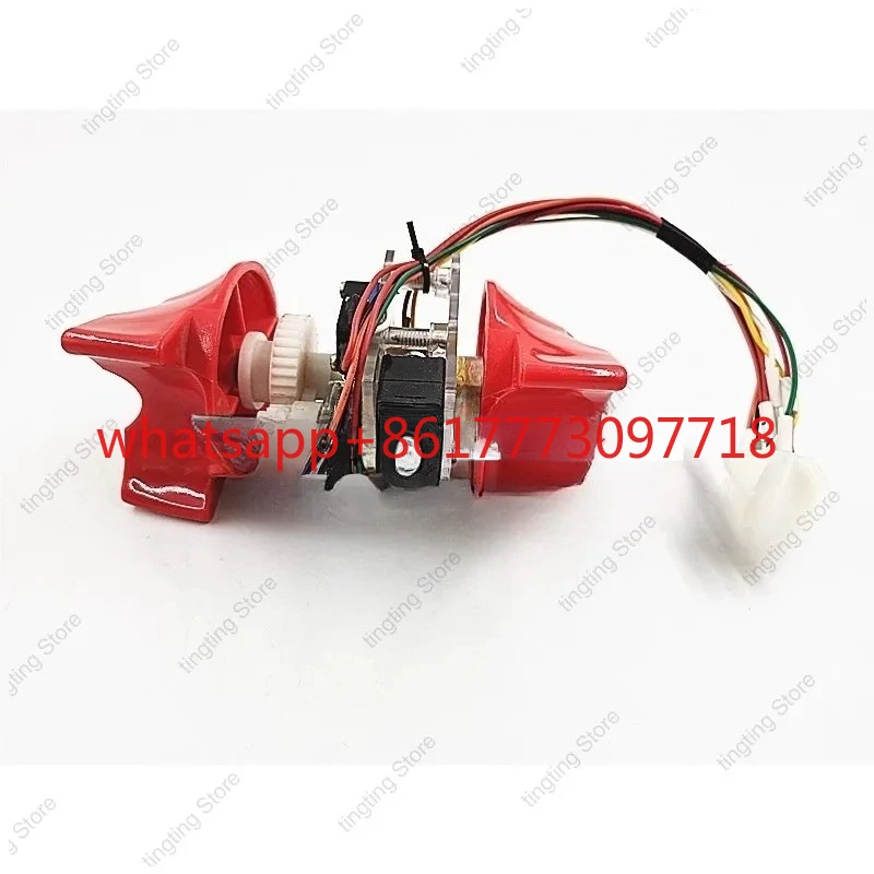 Удобная в управлении рукоятка-регулятор, электрический акселератор для вилочного погрузчика-штабелера.
Удобная в управлении рукоятка-регулятор, электрический акселератор для вилочного погрузчика-штабелера.