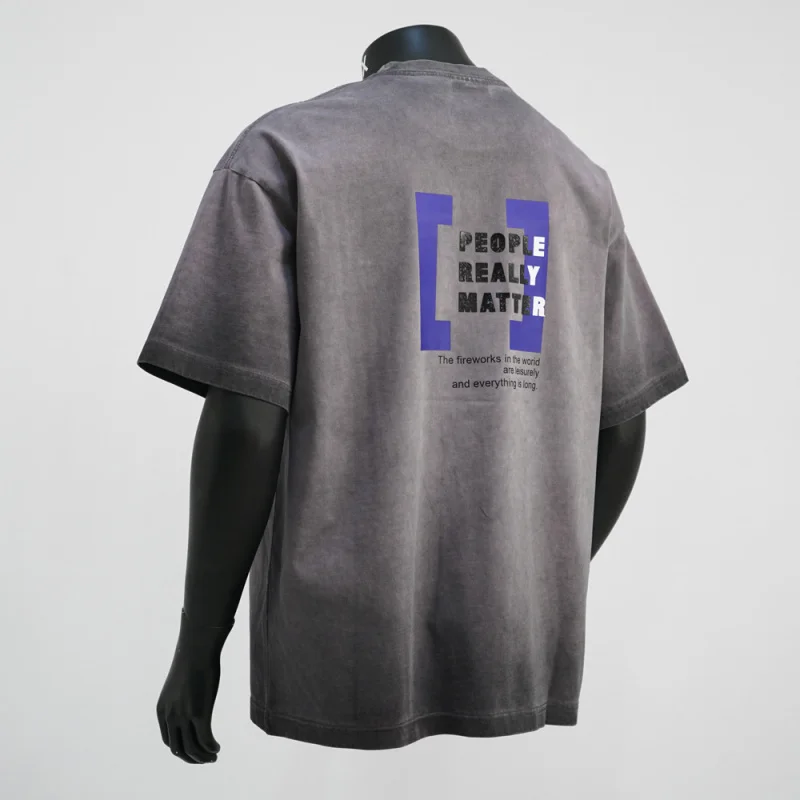 Washed and worn short sleeved T-shirt for men in summer 2025, loose and fashionable street style, retro and casual high-end top
Washed and worn short sleeved T-shirt for men in summer 2025, loose and fashionable street style, retro and casual high-end top