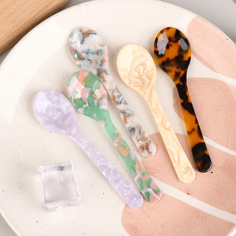 1Pc French Retro Dessert Spoon Jam Butter Knife Tableware Plastic Cake Spoon Lovely Tableware Cute Dessert Spoon Photo Props
1Pc French Retro Dessert Spoon Jam Butter Knife Tableware Plastic Cake Spoon Lovely Tableware Cute Dessert Spoon Photo Props