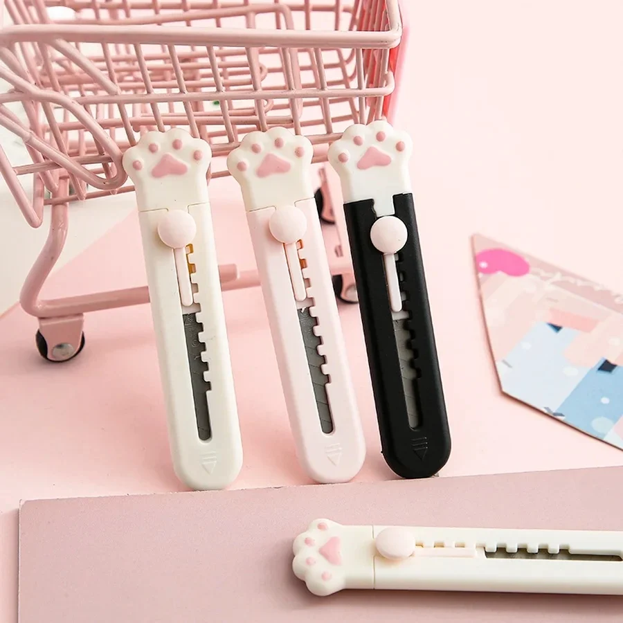 Mini Cat Claw Utility Knife Creative Portable Paper Cutter Student Hand Account Cutting Art Stationery Supplies
Mini Cat Claw Utility Knife Creative Portable Paper Cutter Student Hand Account Cutting Art Stationery Supplies