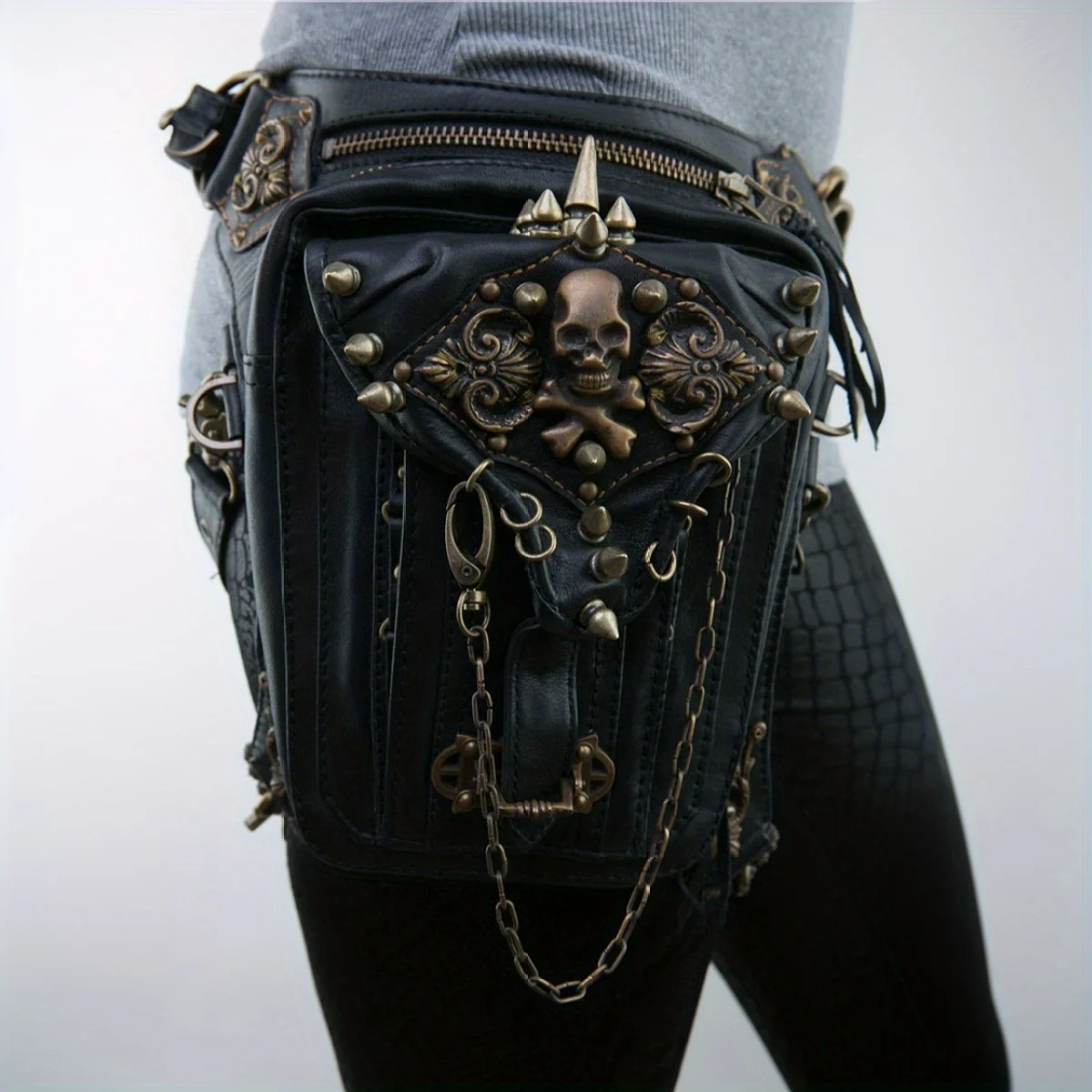 Fashionable Retro Steampunk Rivet Waist Bag with Multiple Separations Skeleton Chain Phone Bag Wallet Motorcycle Leg Hugging Bag
Fashionable Retro Steampunk Rivet Waist Bag with Multiple Separations Skeleton Chain Phone Bag Wallet Motorcycle Leg Hugging Bag
