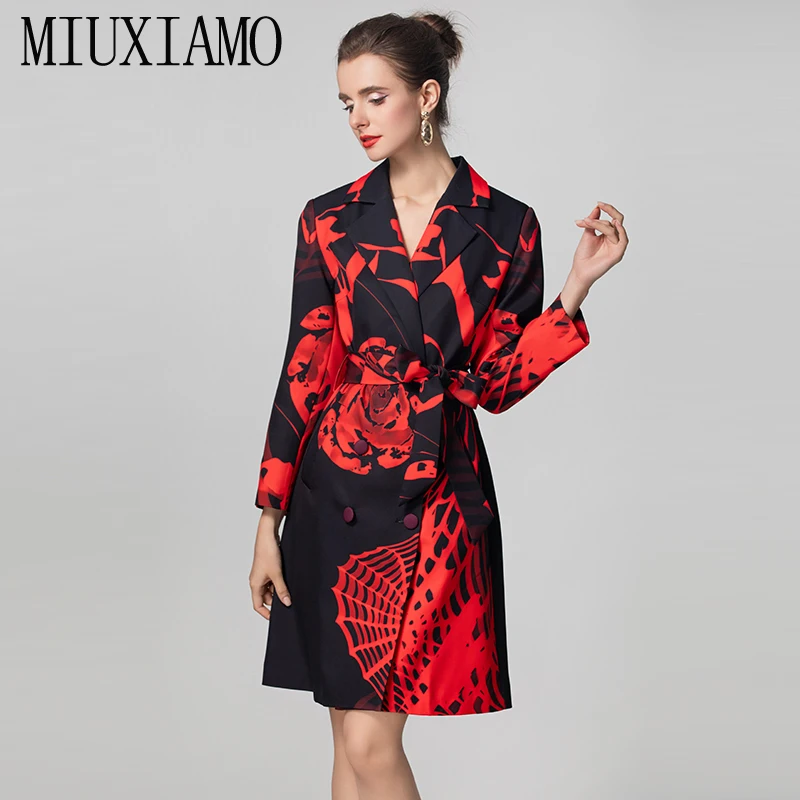 MIUXIMAO 2024, осенне-зимняя элегантная женская куртка, модное пальто с красным цветочным принтом, модные тонкие куртки для женщин с поясом
MIUXIMAO 2024, осенне-зимняя элегантная женская куртка, модное пальто с красным цветочным принтом, модные тонкие куртки для женщин с поясом