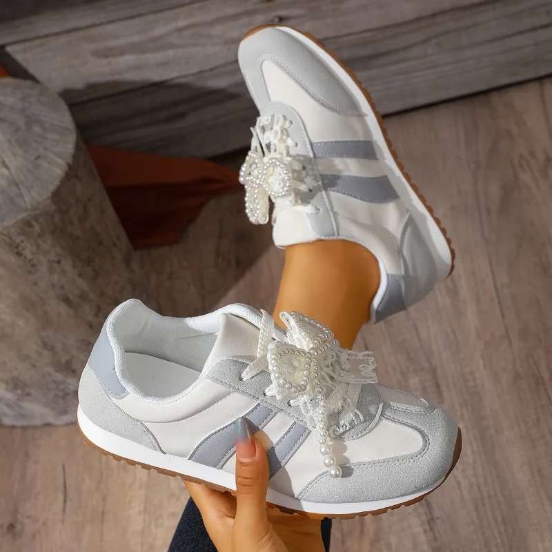 2025 New Arrival Women's Spring Fashion Shoes Breathable Rubber Sole Low Top Sneakers Versatile Shoes Женская Обувь
2025 New Arrival Women's Spring Fashion Shoes Breathable Rubber Sole Low Top Sneakers Versatile Shoes Женская Обувь