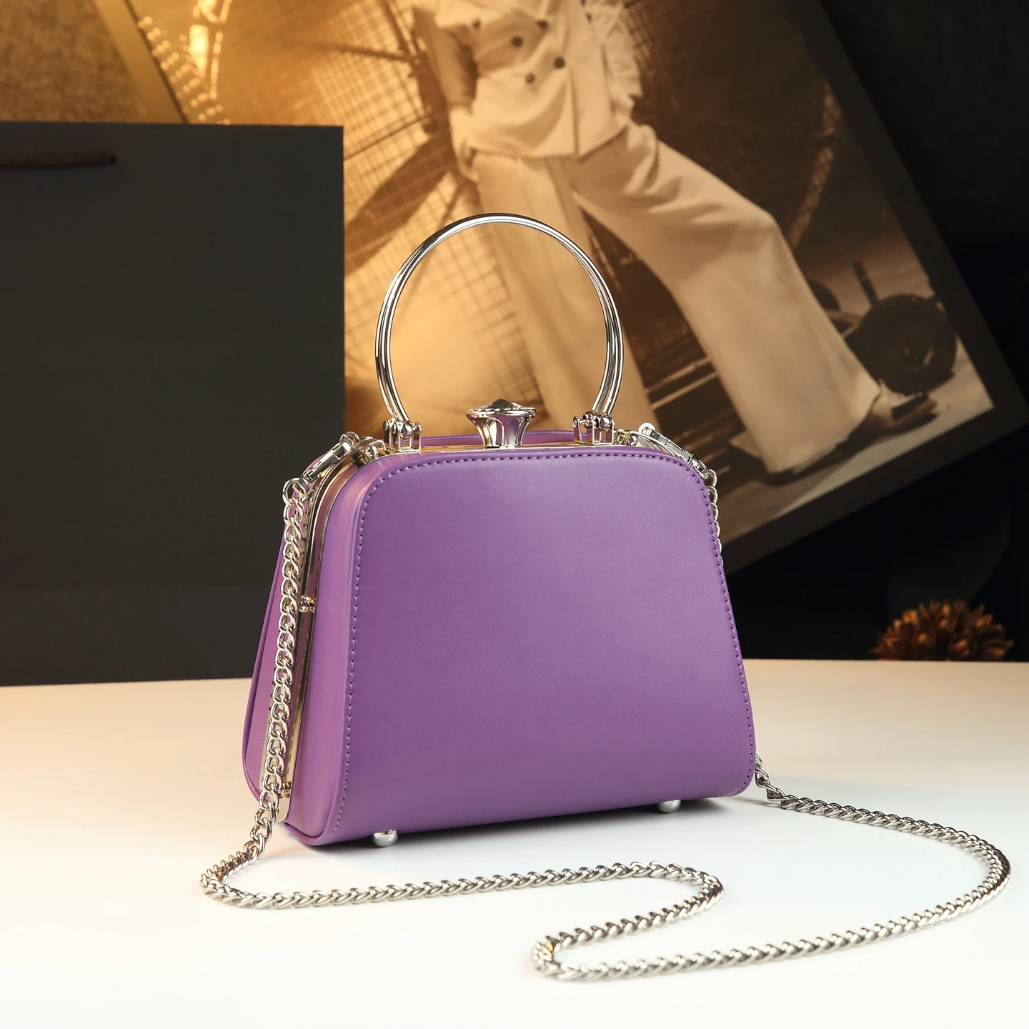 Diamond Clip Women's Bag 2025 New Genuine Leather Handbag Small Shoulder Crossbody Bag Fashion Messenger Chain Evening Bags
Diamond Clip Women's Bag 2025 New Genuine Leather Handbag Small Shoulder Crossbody Bag Fashion Messenger Chain Evening Bags