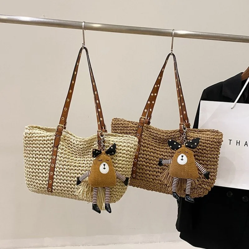 Fashionable Luxury Brand Leather Women's Shoulder Bag Elegant Classic Paris Elegant Accent Trendy Vintage Bag
Fashionable Luxury Brand Leather Women's Shoulder Bag Elegant Classic Paris Elegant Accent Trendy Vintage Bag