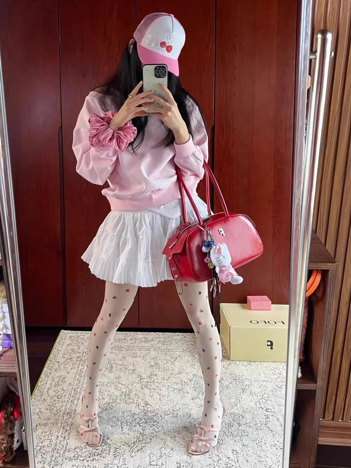 New Diagonal Neck Pink Sweater Women's Lazy Style Loose Casual Simple Solid Color Off-the-shoulder Long-sleeved Top
New Diagonal Neck Pink Sweater Women's Lazy Style Loose Casual Simple Solid Color Off-the-shoulder Long-sleeved Top