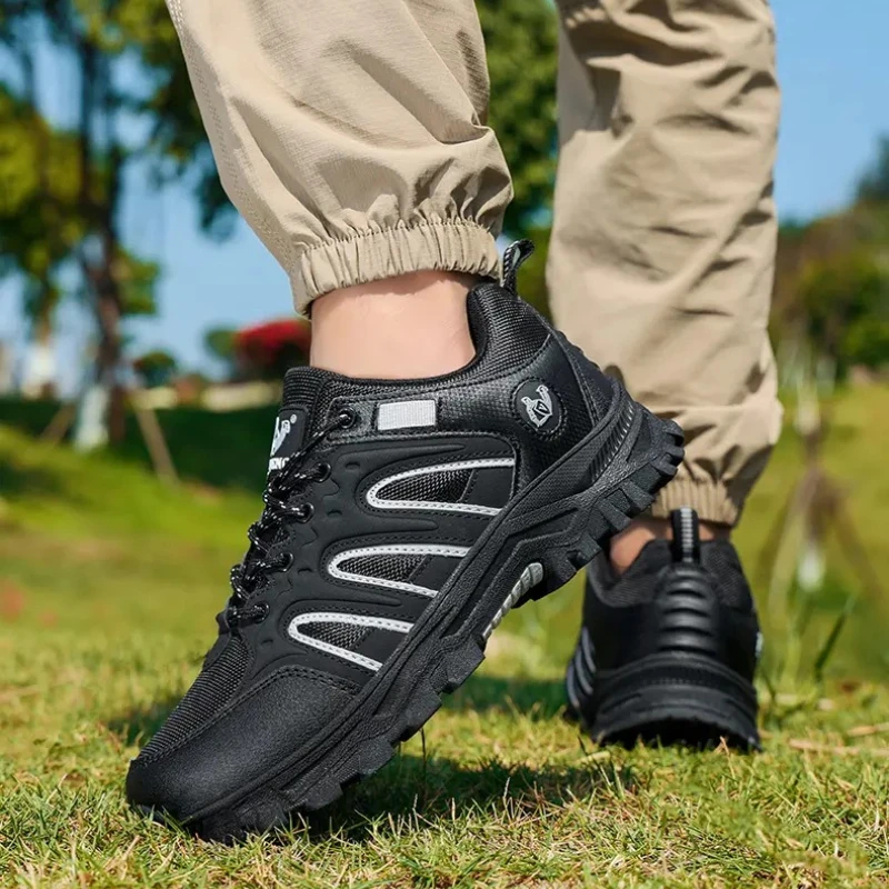 Men's comfortable and fashionable oversized 50 wide toe shoes, outdoor wear-resistant sports hiking shoes
Men's comfortable and fashionable oversized 50 wide toe shoes, outdoor wear-resistant sports hiking shoes