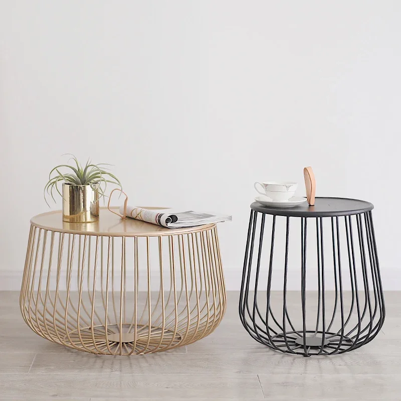 Nordic light luxury style wrought iron round small coffee table, living room simple modern Nordic creative small apartment
Nordic light luxury style wrought iron round small coffee table, living room simple modern Nordic creative small apartment