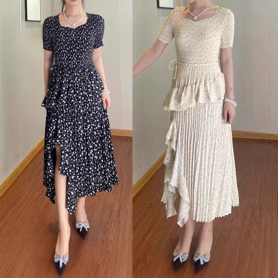 Miyake Style Pleated Dress for Women 2025 New French Floral Print Fake Two-piece Square Collar Long Sleeve Loose Pleated Skirt
Miyake Style Pleated Dress for Women 2025 New French Floral Print Fake Two-piece Square Collar Long Sleeve Loose Pleated Skirt
