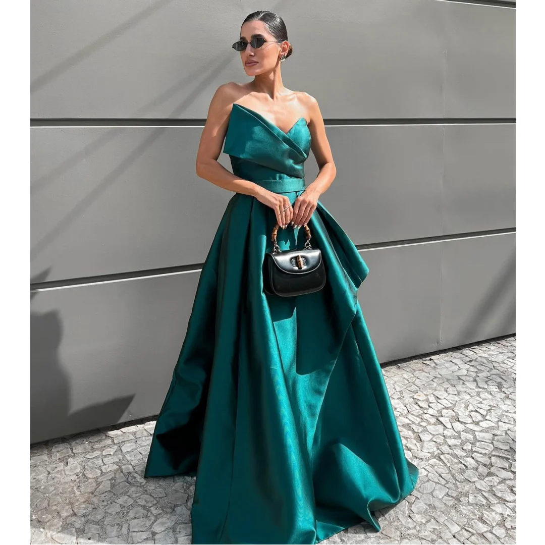 Emerald Green Evening Dresses Dubai vestidos de noche Strapless Satin Prom Dress 2025 Customized Wedding Party Gown فساتين سهرة
Emerald Green Evening Dresses Dubai vestidos de noche Strapless Satin Prom Dress 2025 Customized Wedding Party Gown فساتين سهرة