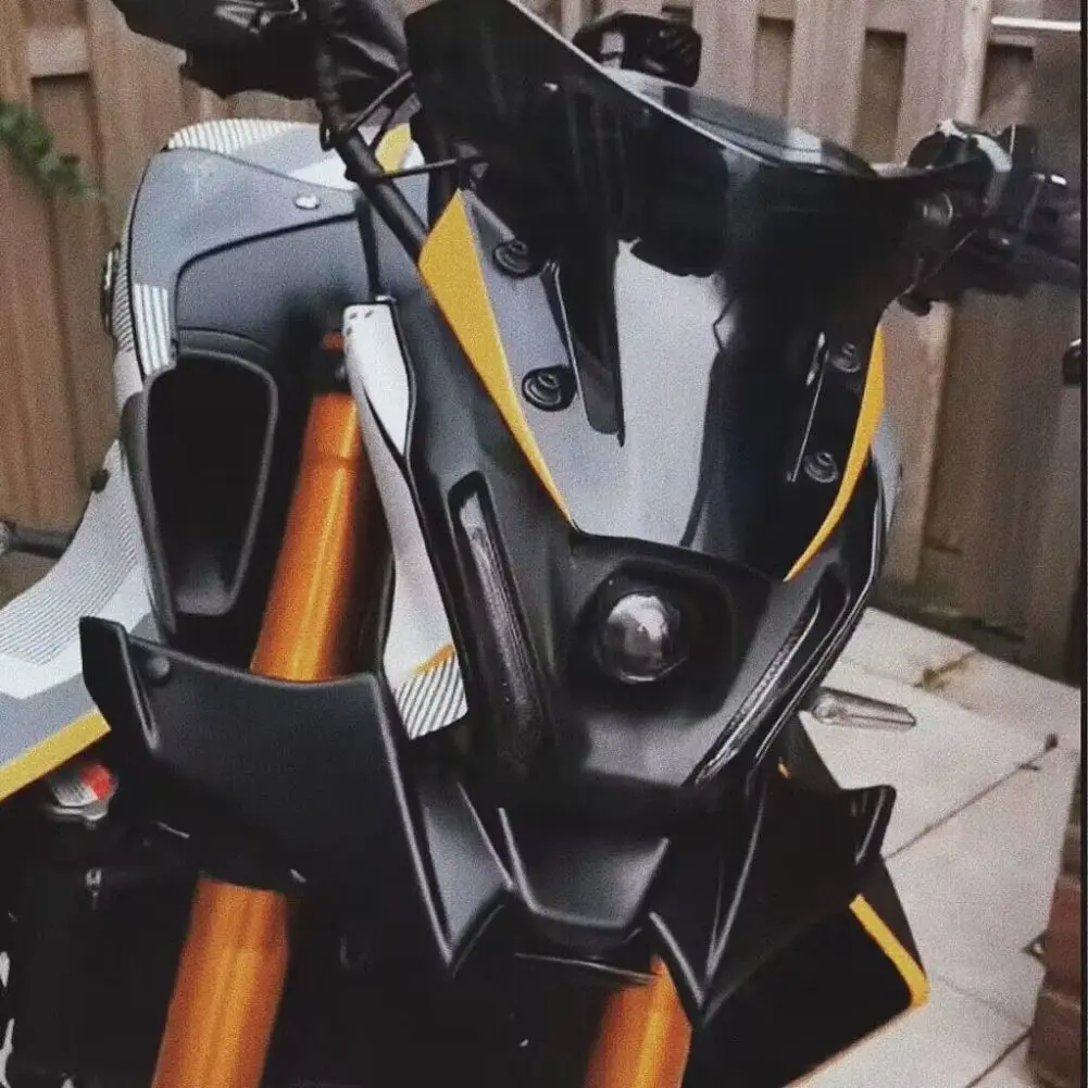 Motorcycle Naked Front Spoiler Aerodynamic Wing Kit Front Headlight Fairing Compatible For MT-09 / MT-09 SP 2021 2022 2023
Motorcycle Naked Front Spoiler Aerodynamic Wing Kit Front Headlight Fairing Compatible For MT-09 / MT-09 SP 2021 2022 2023