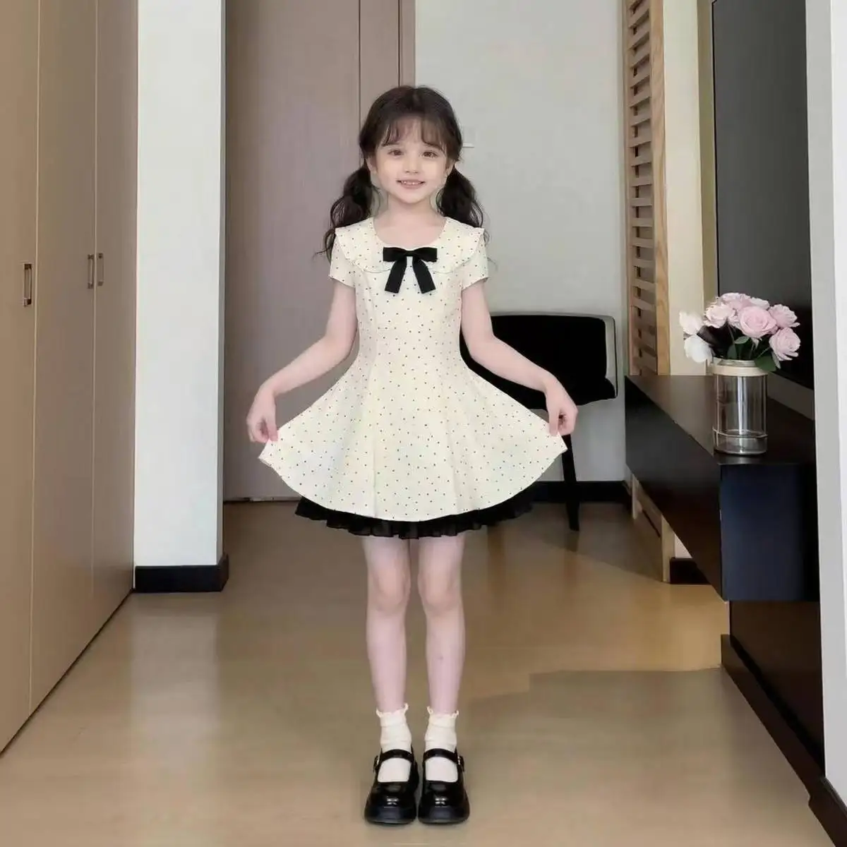 Girls' Polka Dot Dress Short Sleeved Summer New Item Children's Bow Princess Loli Dress
Girls' Polka Dot Dress Short Sleeved Summer New Item Children's Bow Princess Loli Dress