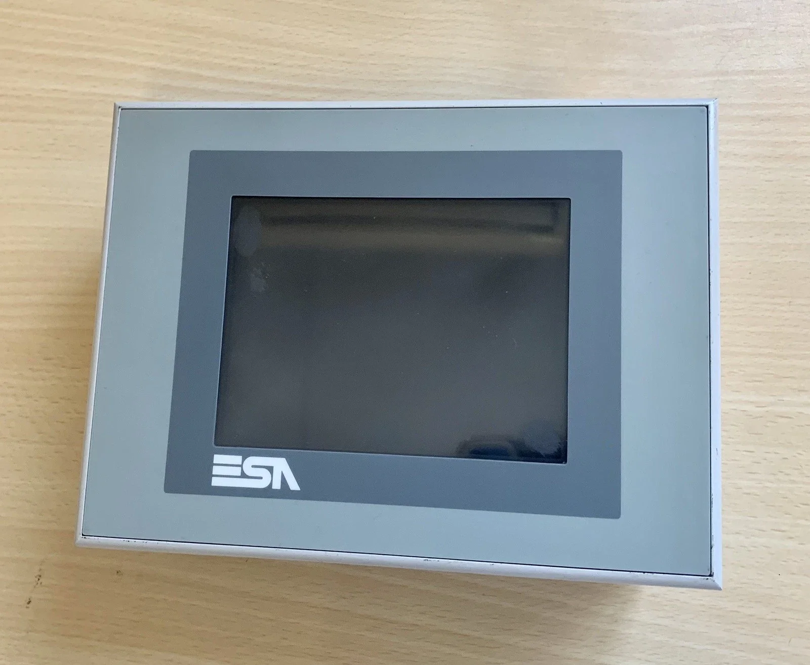 VT525W00000 For ESA VT525W00000 HMI Touchscreen Operator Panel New
VT525W00000 For ESA VT525W00000 HMI Touchscreen Operator Panel New