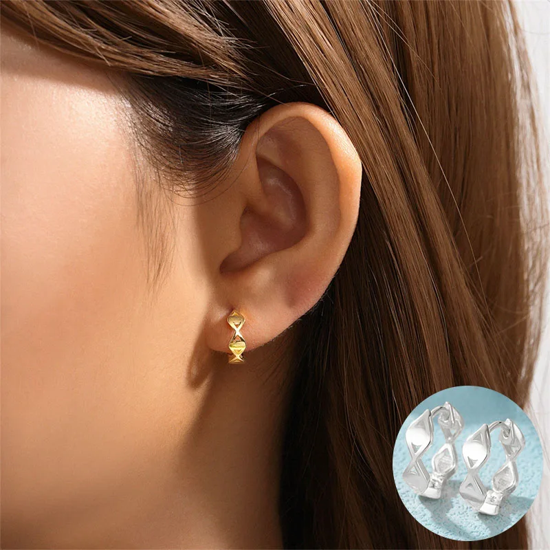 100% 925 Sterling Silver Geometric Earrings for Women Girl Simple Hollow Out Cross Round Design Jewelry Party Gift Dropshipping
100% 925 Sterling Silver Geometric Earrings for Women Girl Simple Hollow Out Cross Round Design Jewelry Party Gift Dropshipping