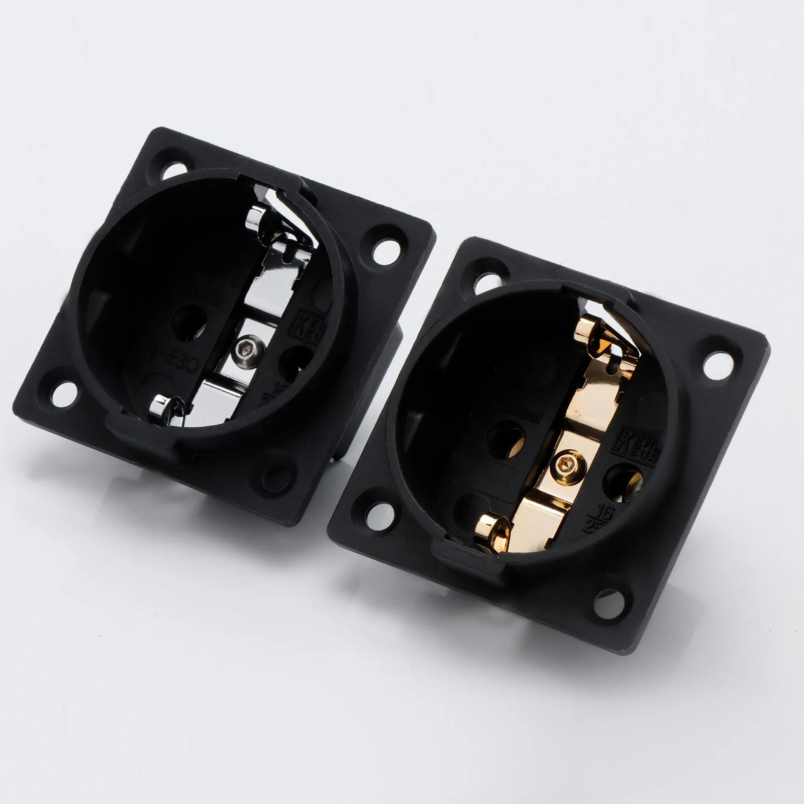 Schuko Socket NCF FI-E30 AC 250V 16A EU 2 Pin IEC Inlet Power Uitimate Schuko Chassis Socket Plated Rhodium/Gold Neutral Copper
Schuko Socket NCF FI-E30 AC 250V 16A EU 2 Pin IEC Inlet Power Uitimate Schuko Chassis Socket Plated Rhodium/Gold Neutral Copper