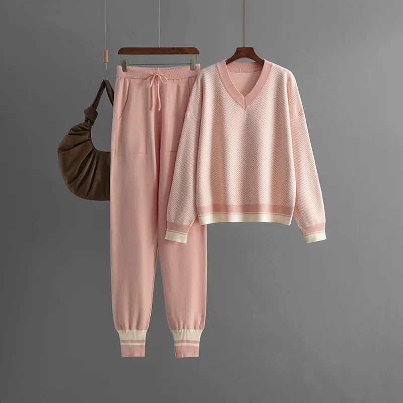 Korean Design Knitted 2 Piece Sets Women V-neck Striped Long Sleeve Sweater Pullover Conjuntos High Waist Harem Pants Outfit New
Korean Design Knitted 2 Piece Sets Women V-neck Striped Long Sleeve Sweater Pullover Conjuntos High Waist Harem Pants Outfit New