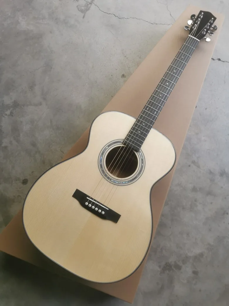 All solid wood OM barrels high configuration black finger folk acoustic guitar
All solid wood OM barrels high configuration black finger folk acoustic guitar